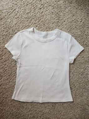 Old Navy Classic White Snug Fit Tee